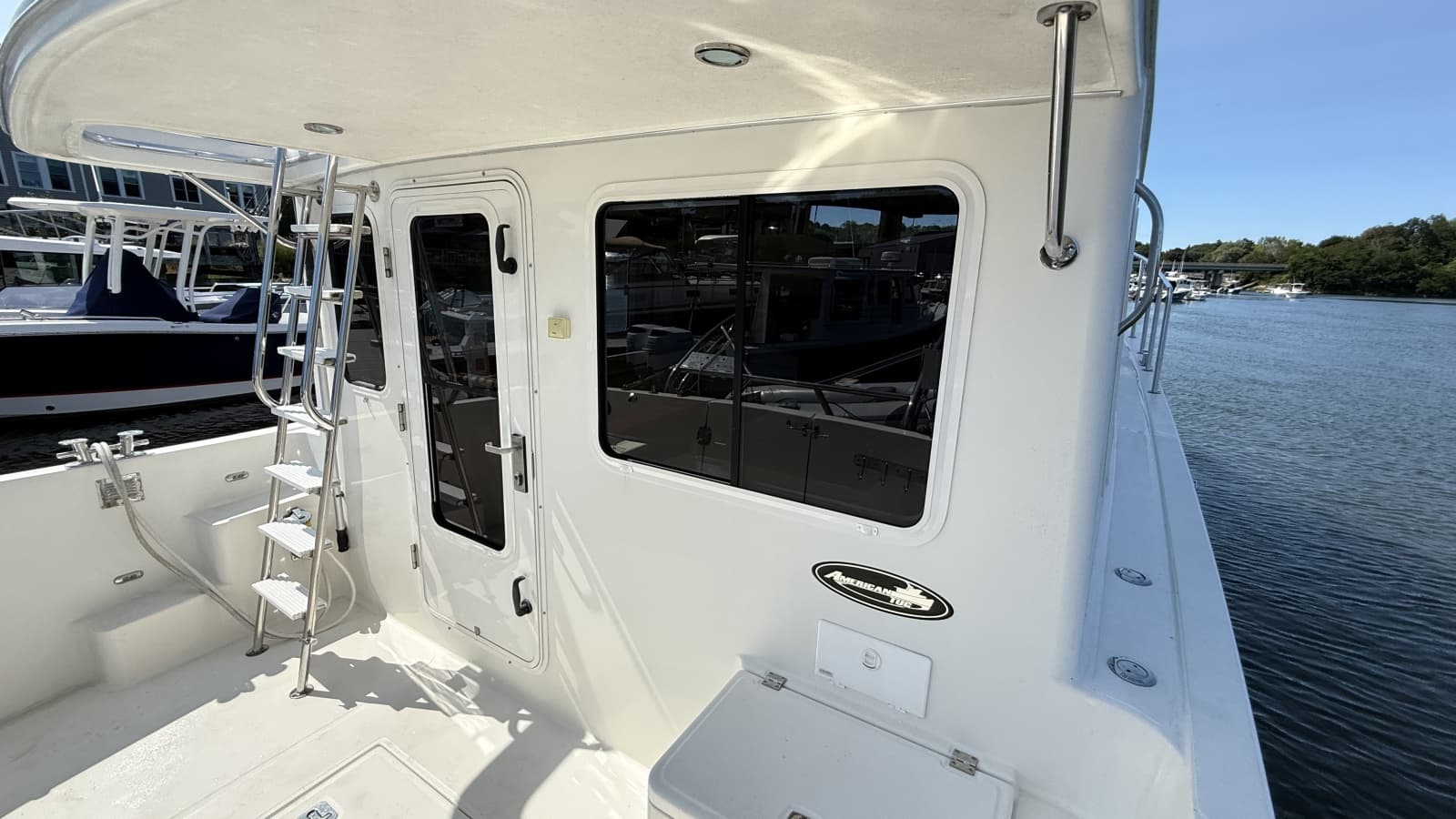 2012 American Tug  - Photo 28