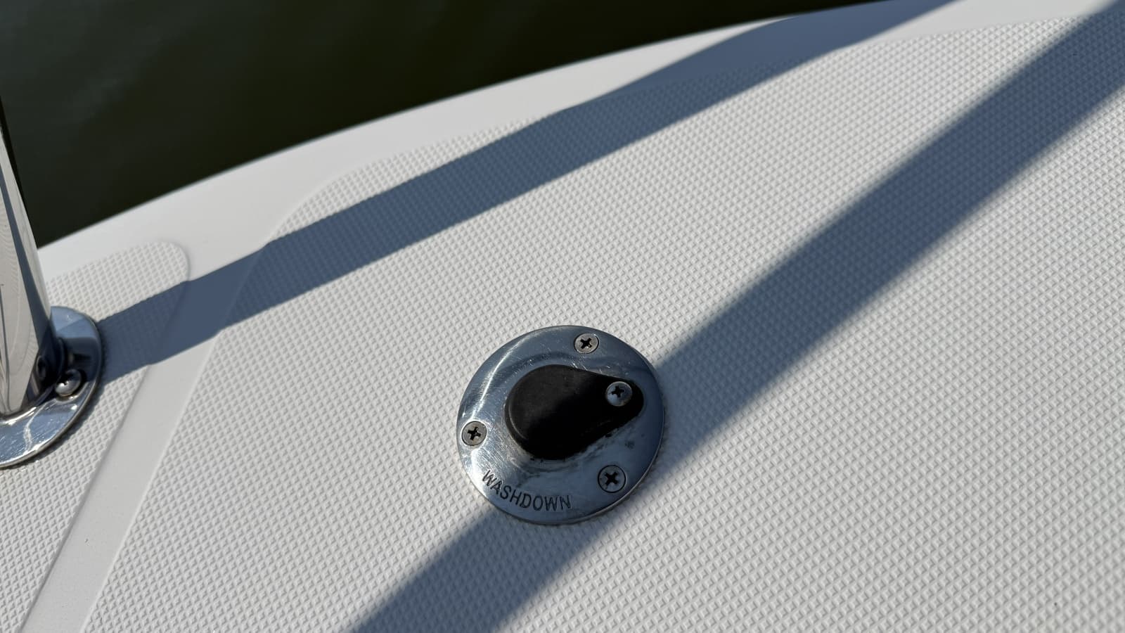 2012 American Tug  - Photo 11