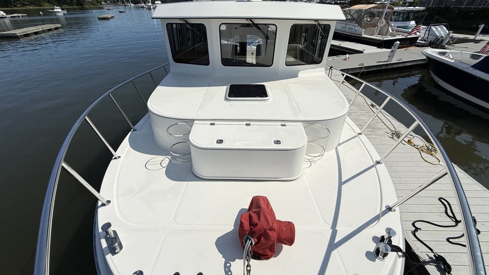 2012 American Tug  - Photo 6