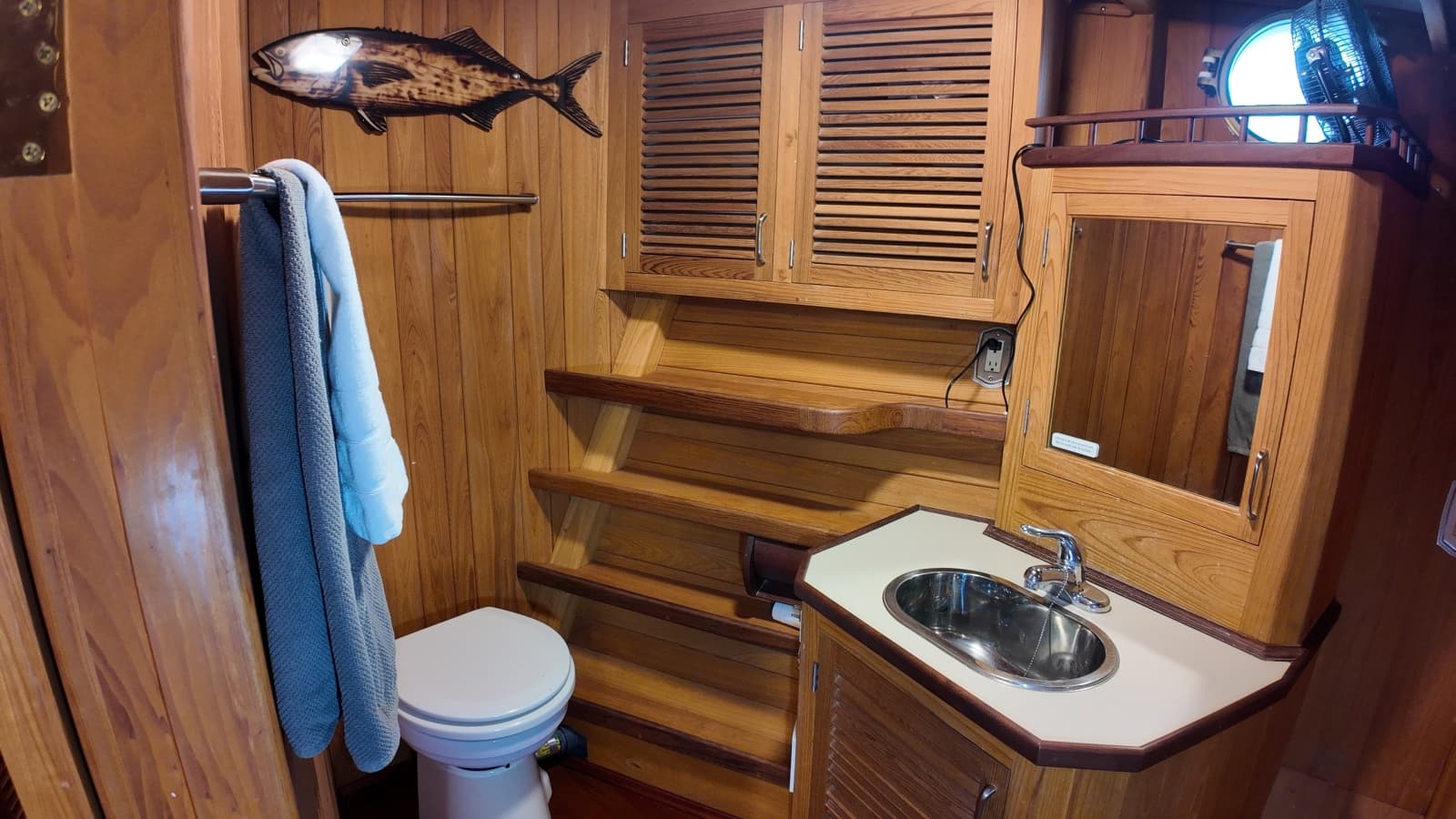 1993 Holland 50 Custom Trawler - Photo 25