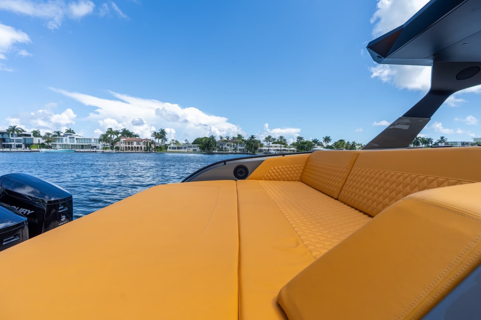 2026 Vanquish Yachts 55 Veloce - Photo 19