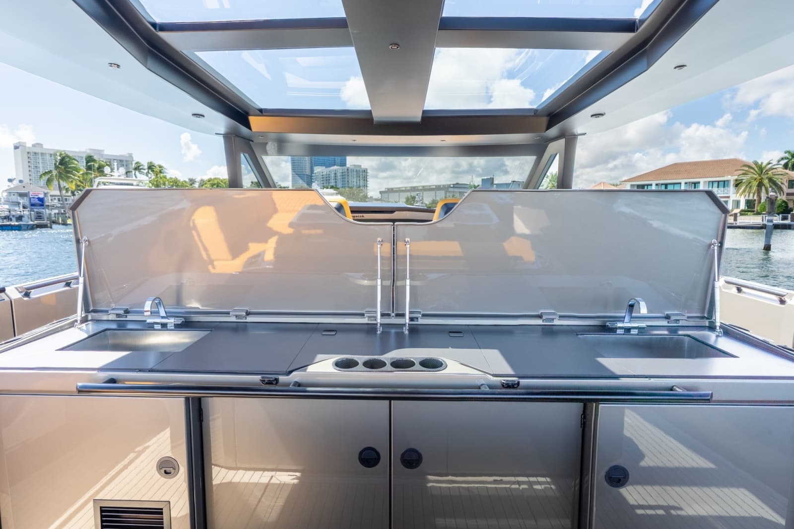 2026 Vanquish Yachts 55 Veloce - Photo 22