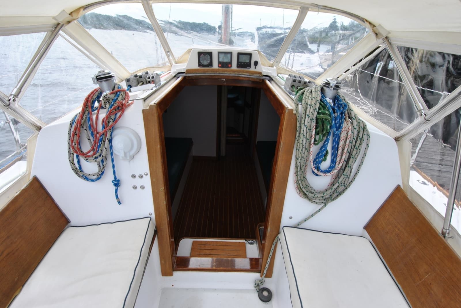 1998 Alerion 38 Express - Photo 13