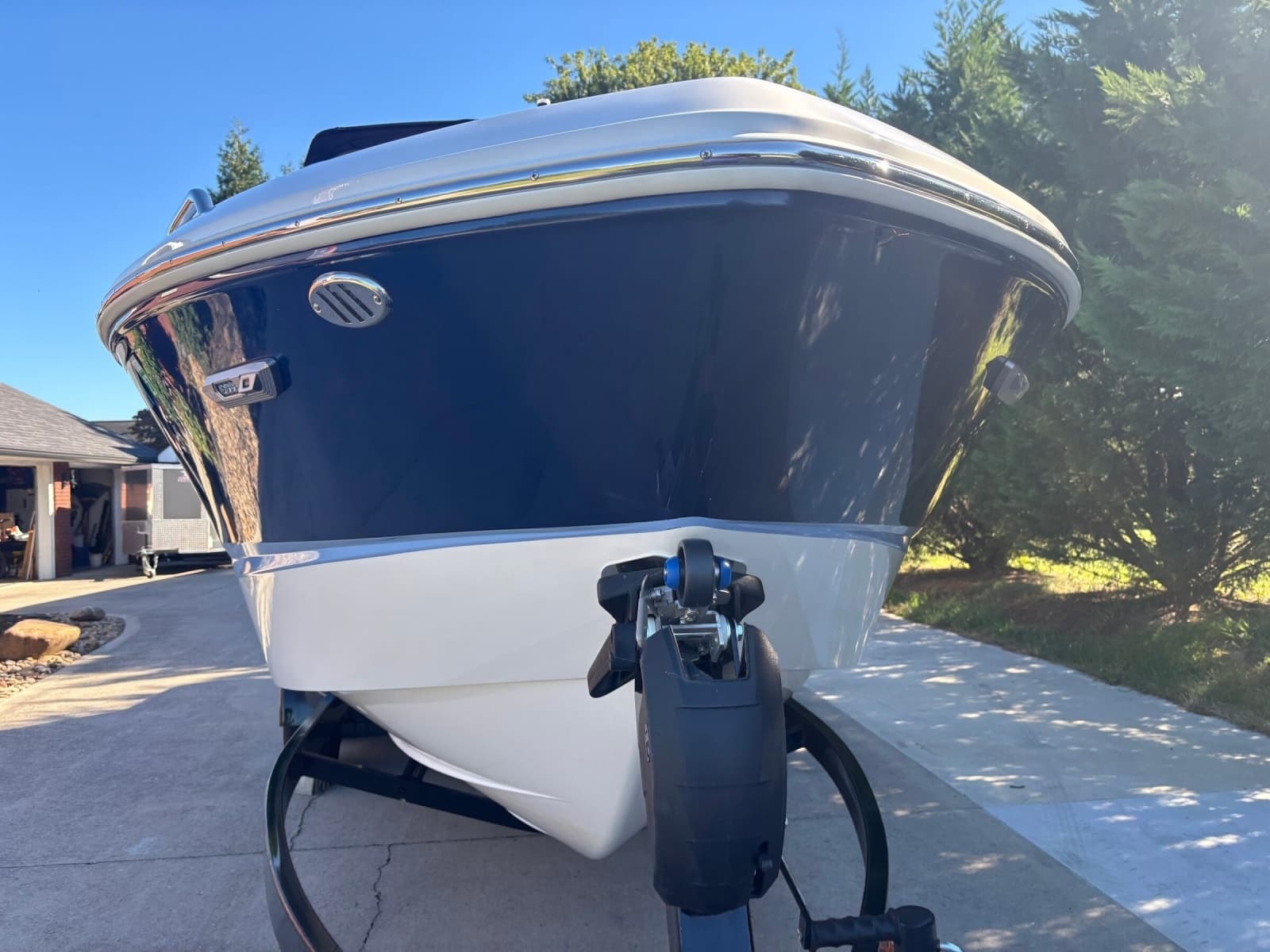 2023 Chaparral 247 SSX - Photo 8