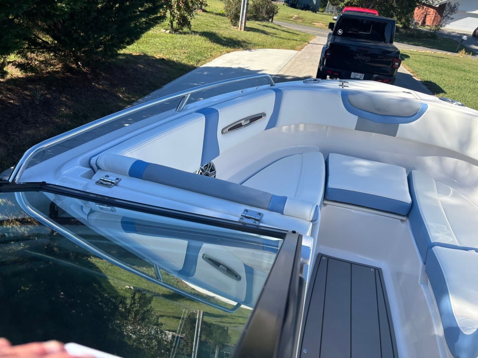 2023 Chaparral 247 SSX - Photo 22