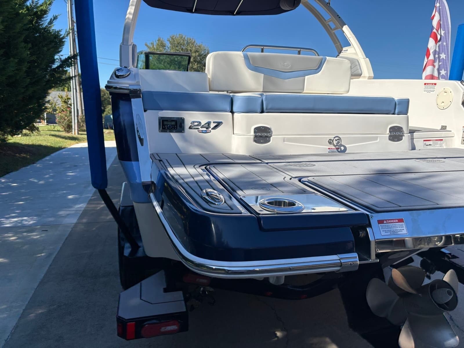 2023 Chaparral 247 SSX - Photo 12