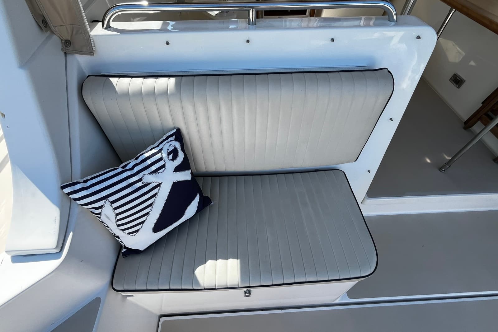 2002 Sabre 36 Express - Photo 9