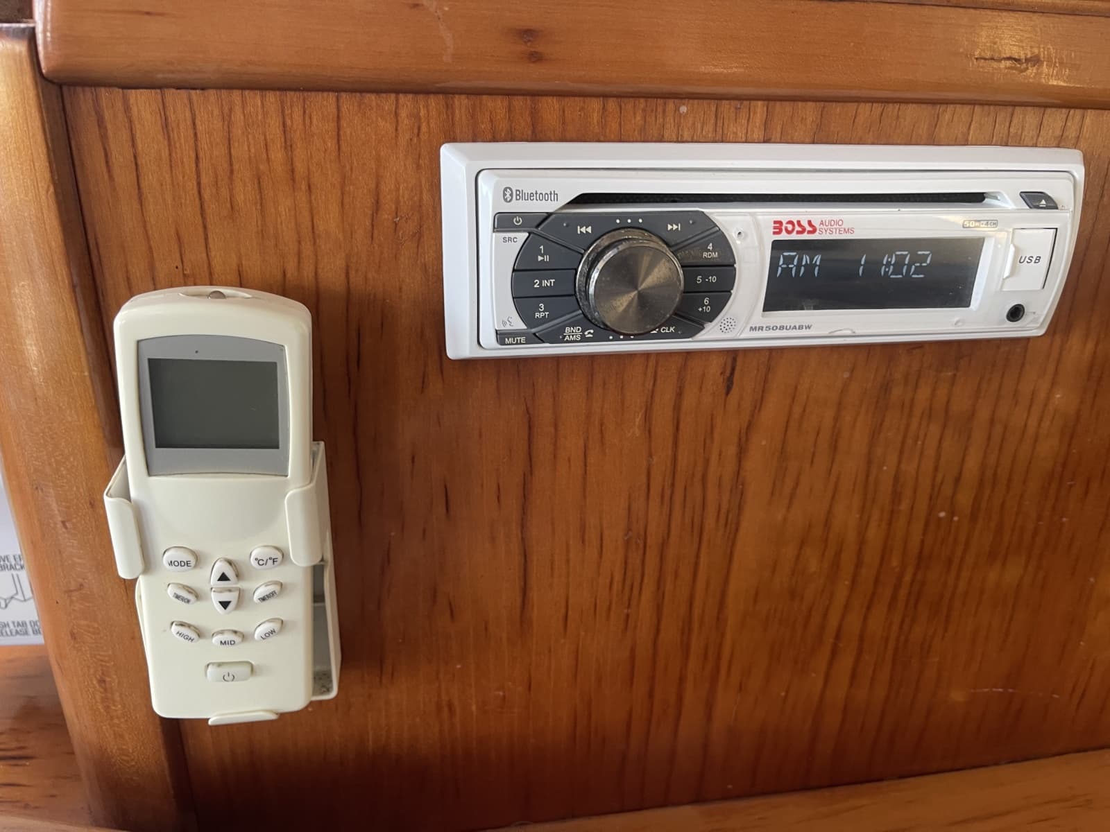 1990 Privilege 39 - Photo 37