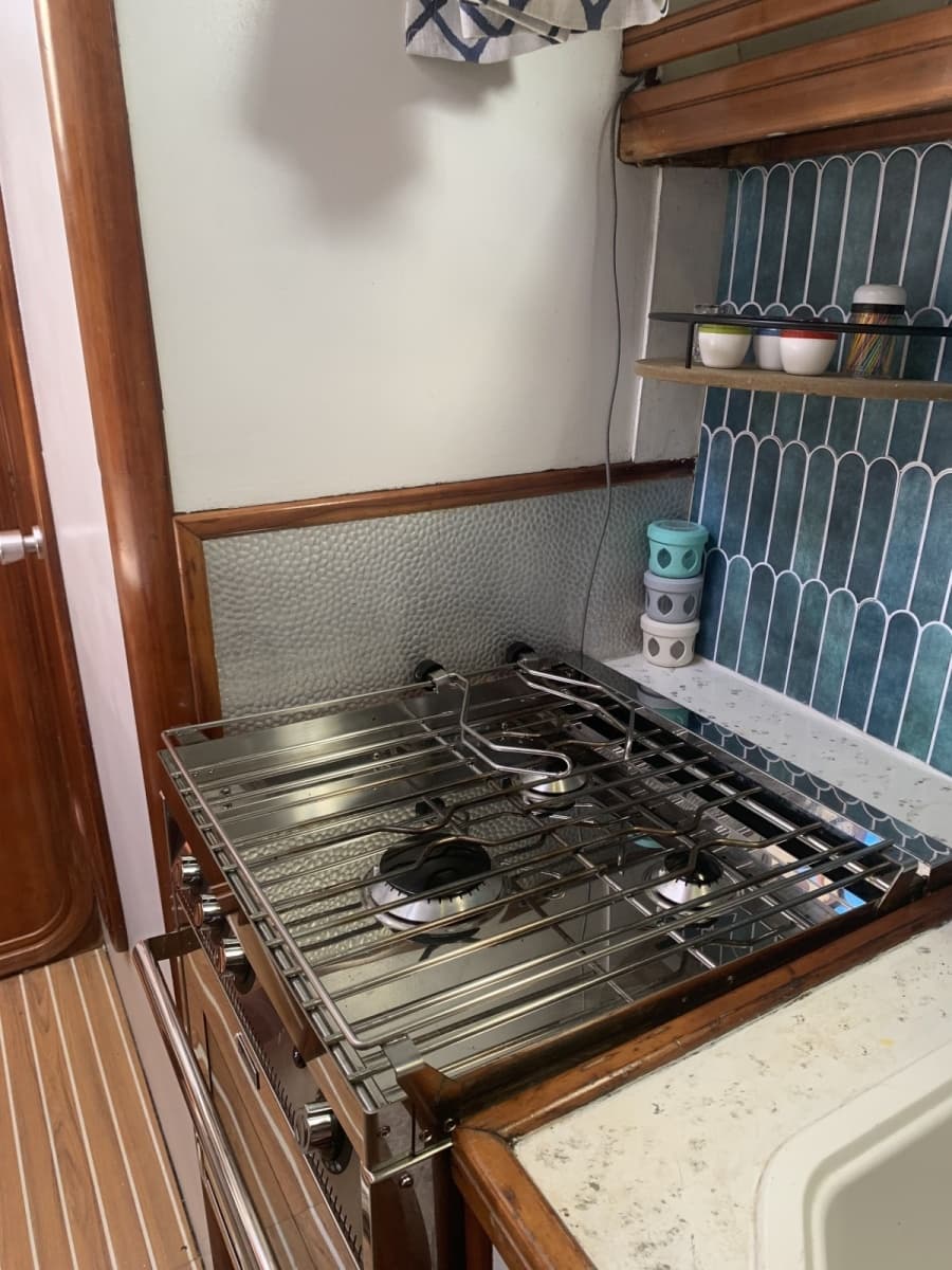 1990 Privilege 39 - Photo 50