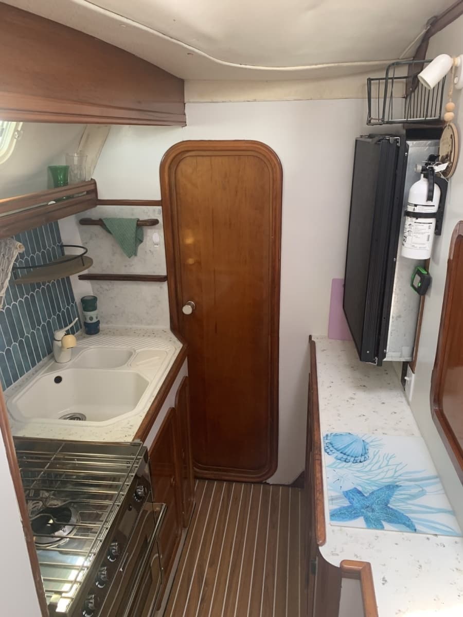 1990 Privilege 39 - Photo 44