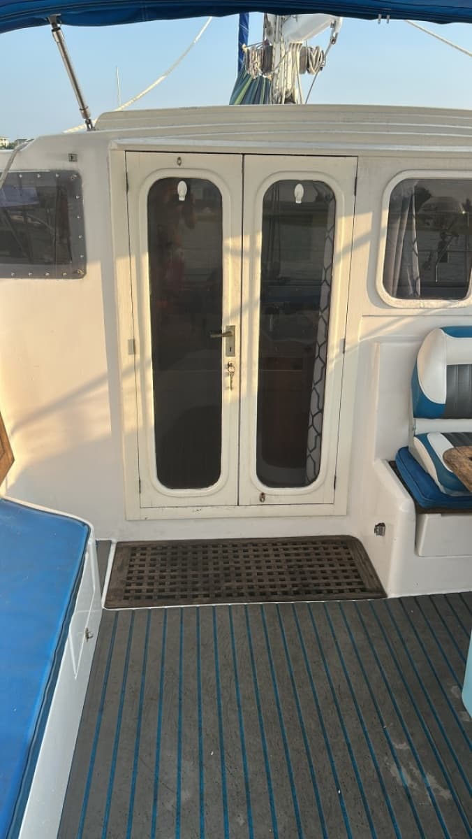 1990 Privilege 39 - Photo 34
