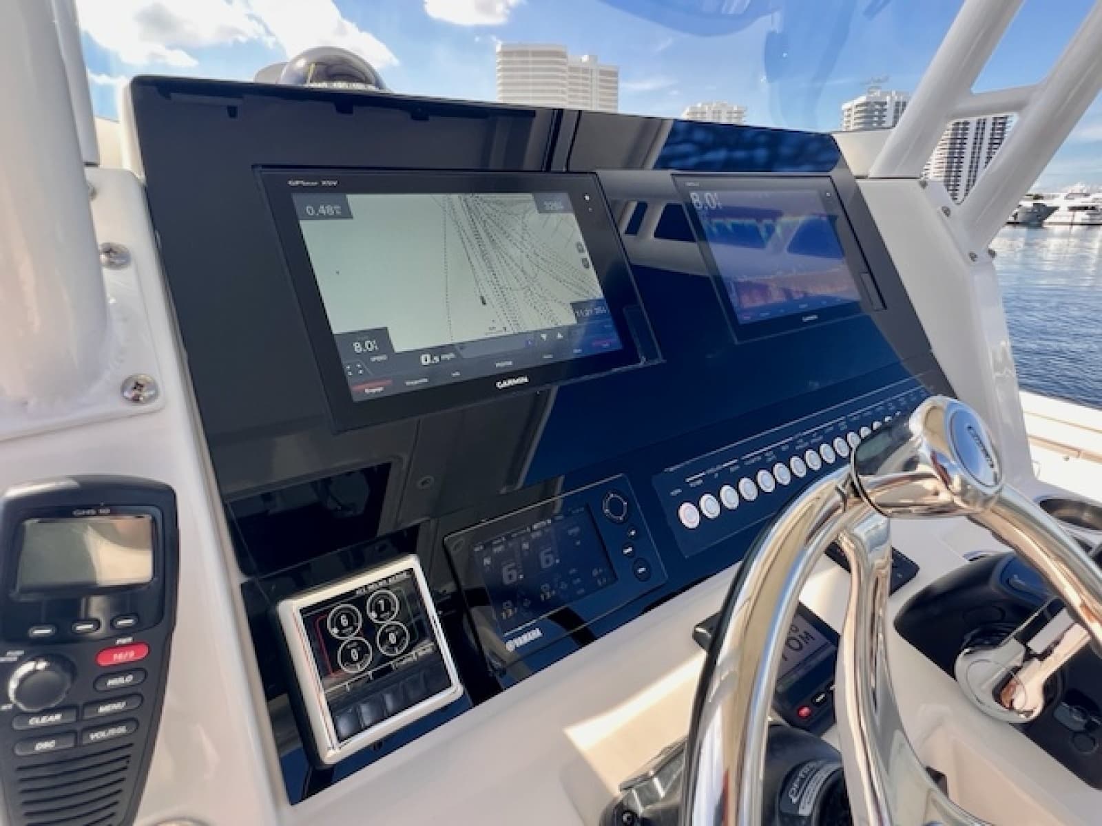 2018 Edgewater 320CC - Photo 35