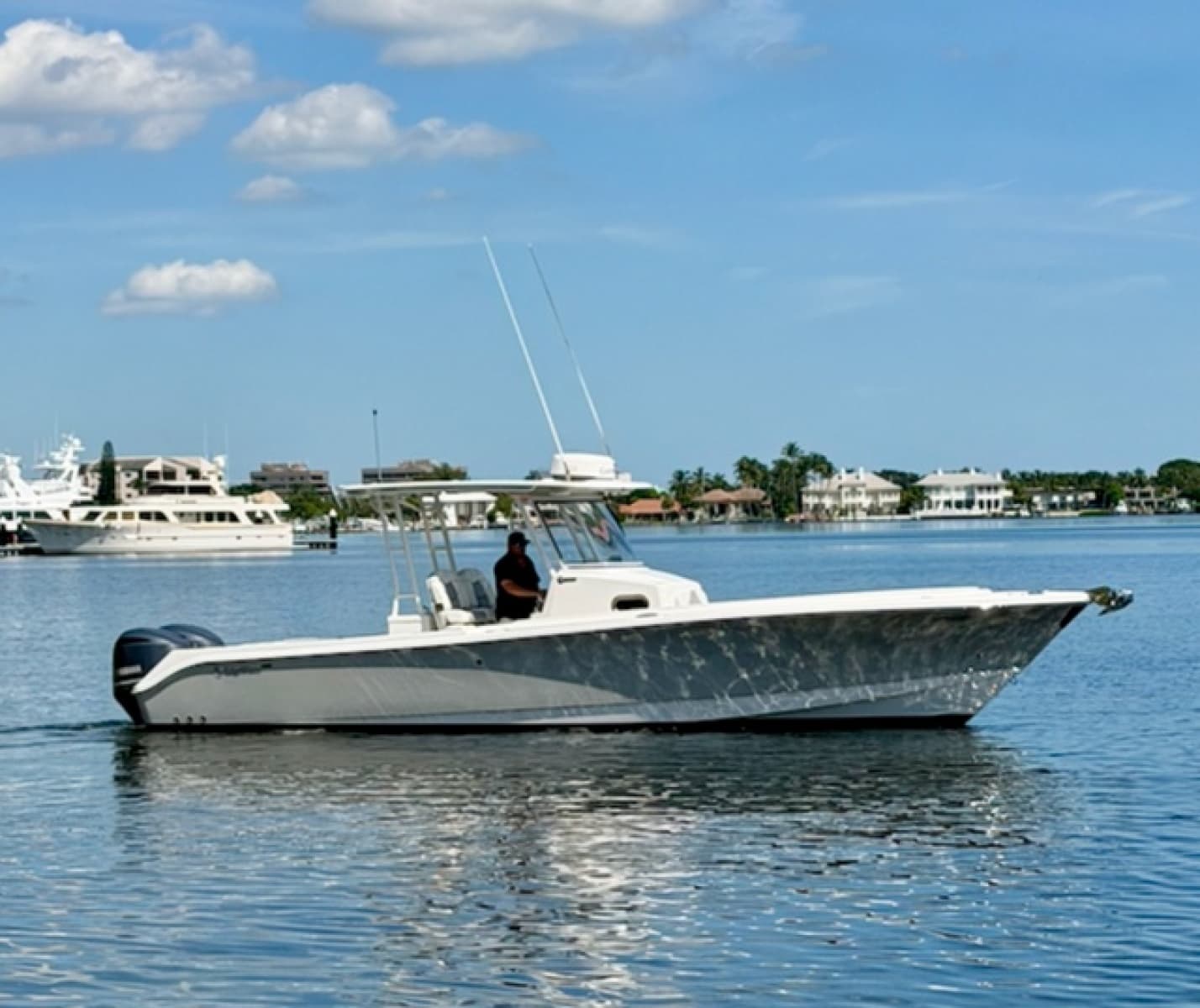 2018 Edgewater 320CC - Photo 3