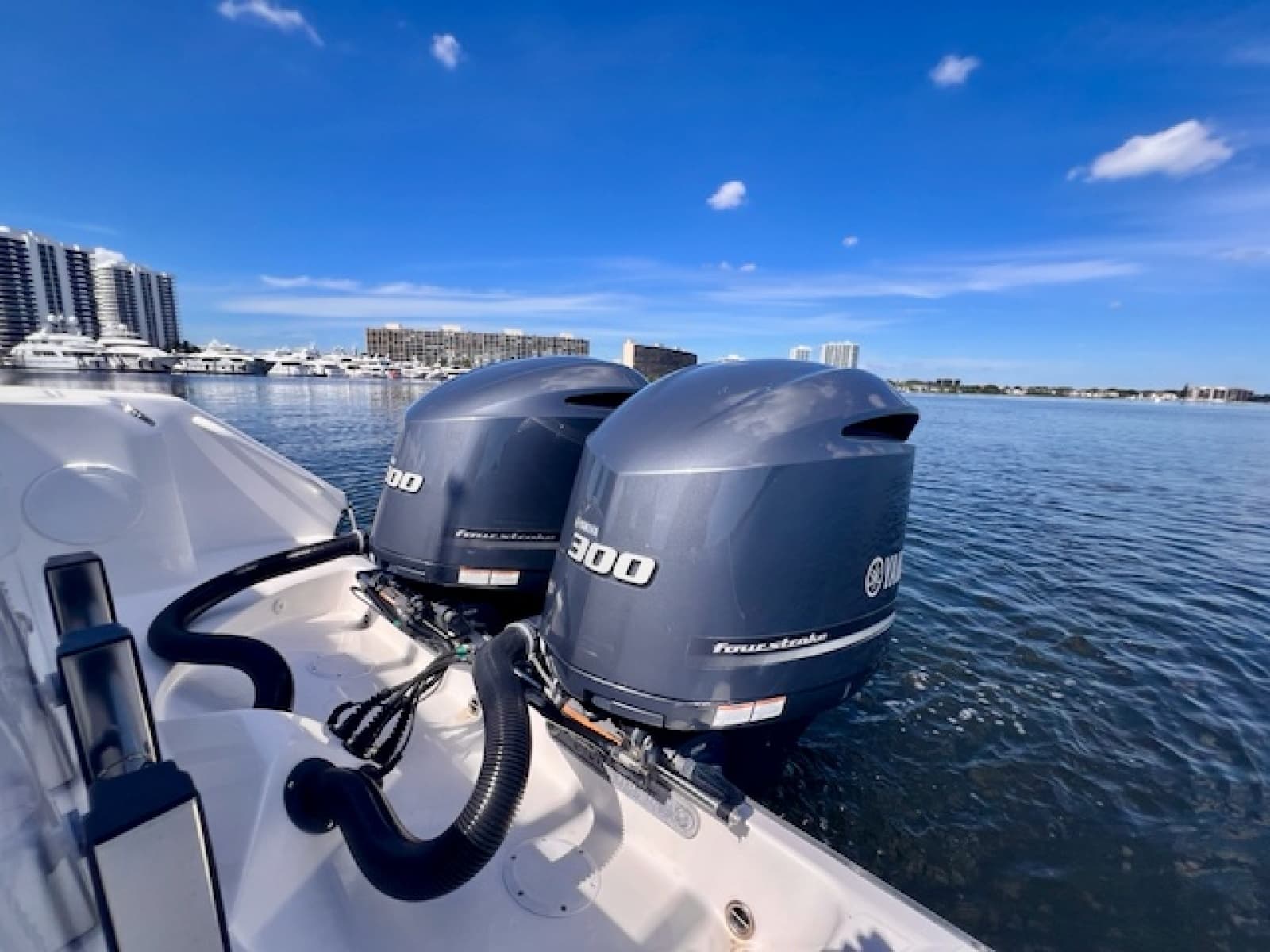 2018 Edgewater 320CC - Photo 19