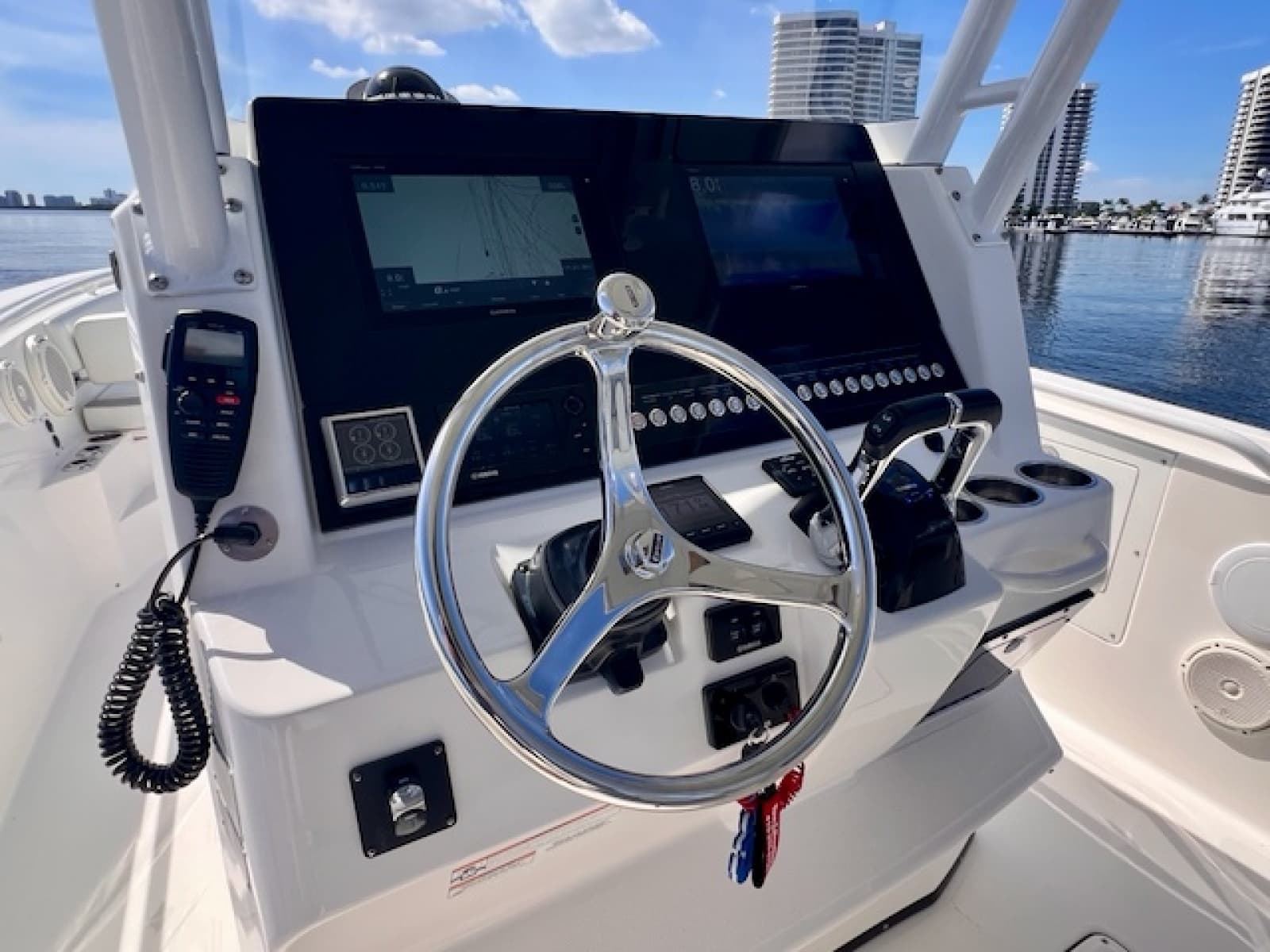 2018 Edgewater 320CC - Photo 36