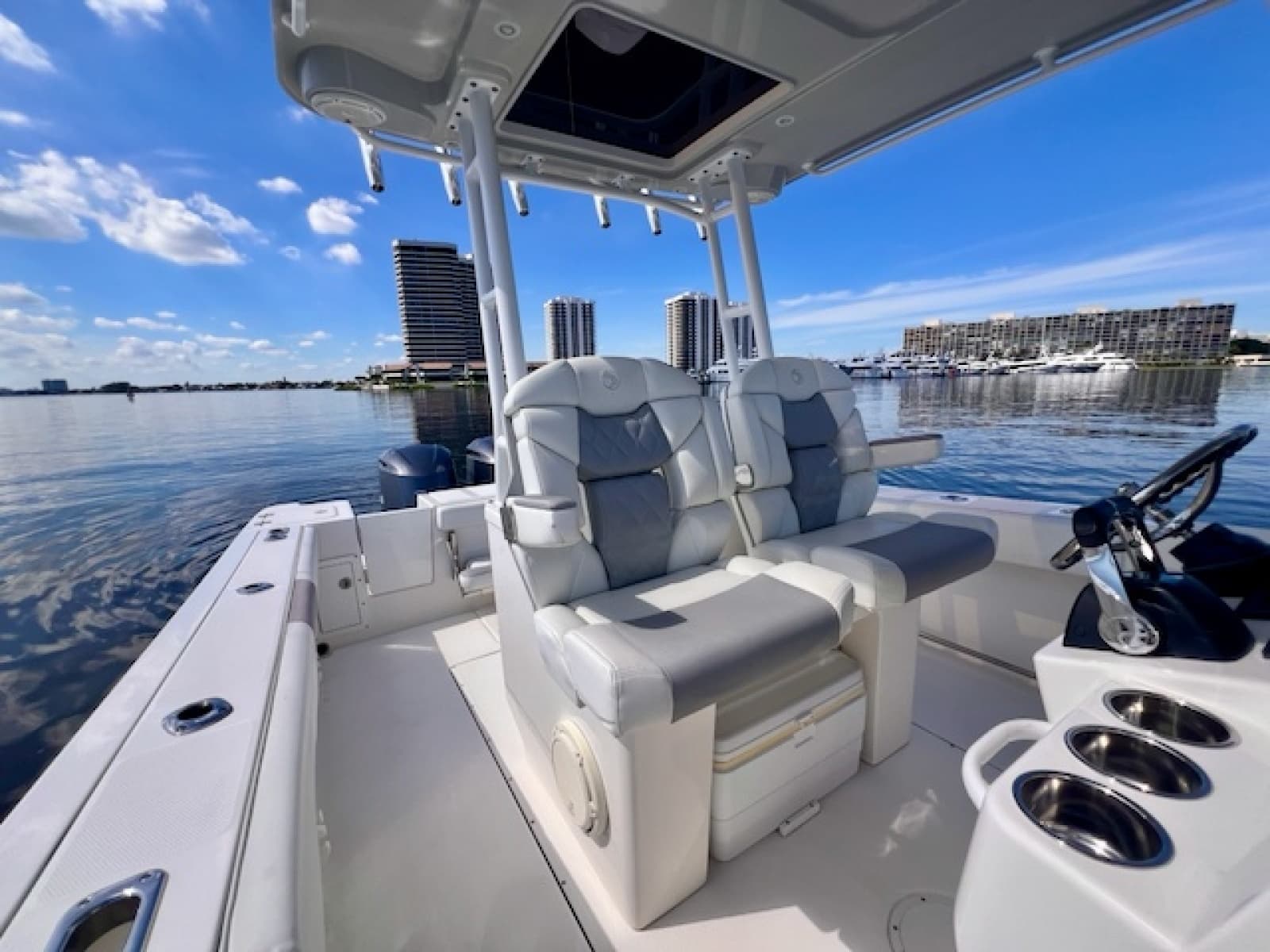 2018 Edgewater 320CC - Photo 49