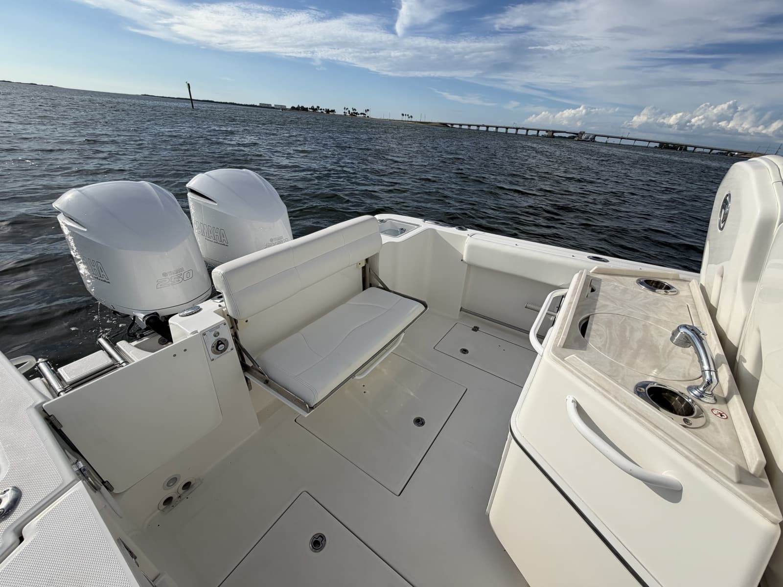 2020 Edgewater 262CC - Photo 7