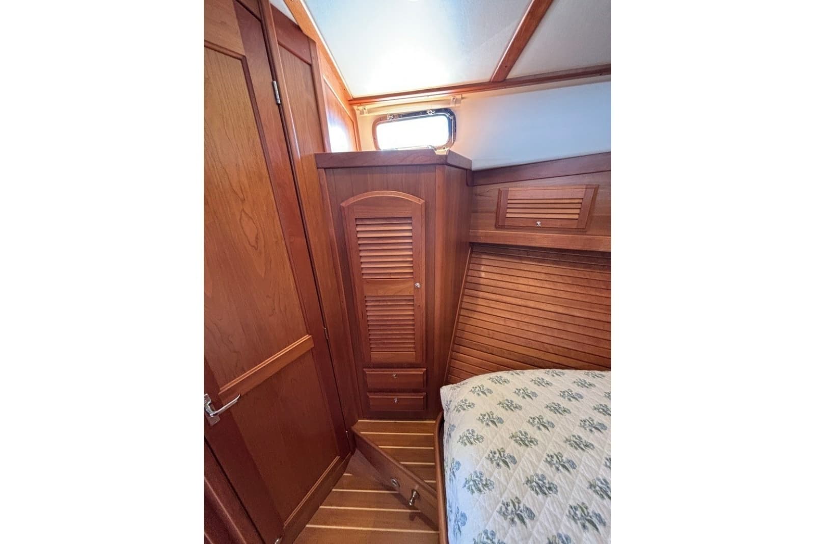 2018 Sabre 42 Express - Photo 46
