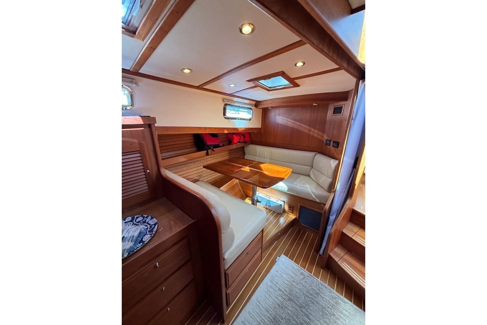 2018 Sabre 42 Express - Photo 38