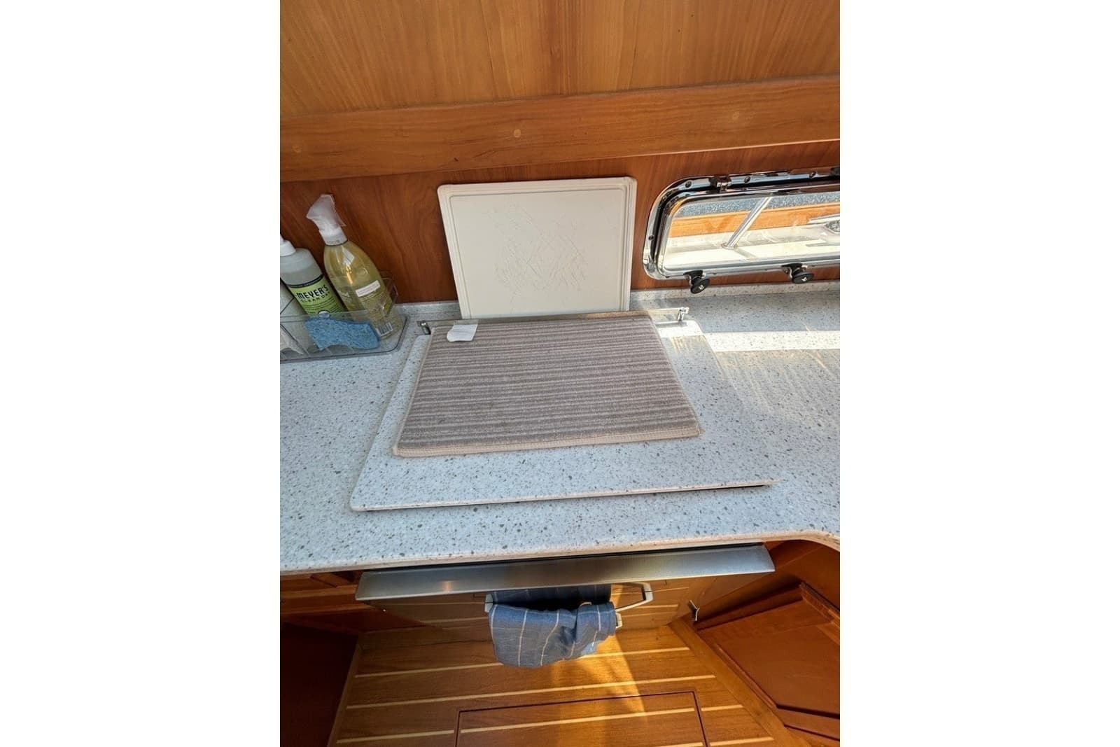 2018 Sabre 42 Express - Photo 31