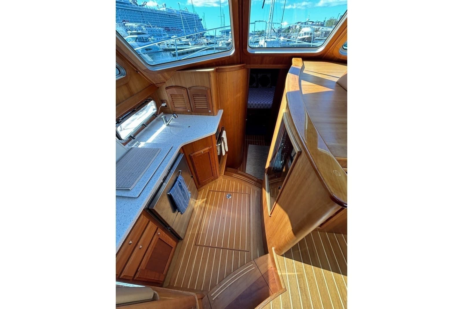 2018 Sabre 42 Express - Photo 28