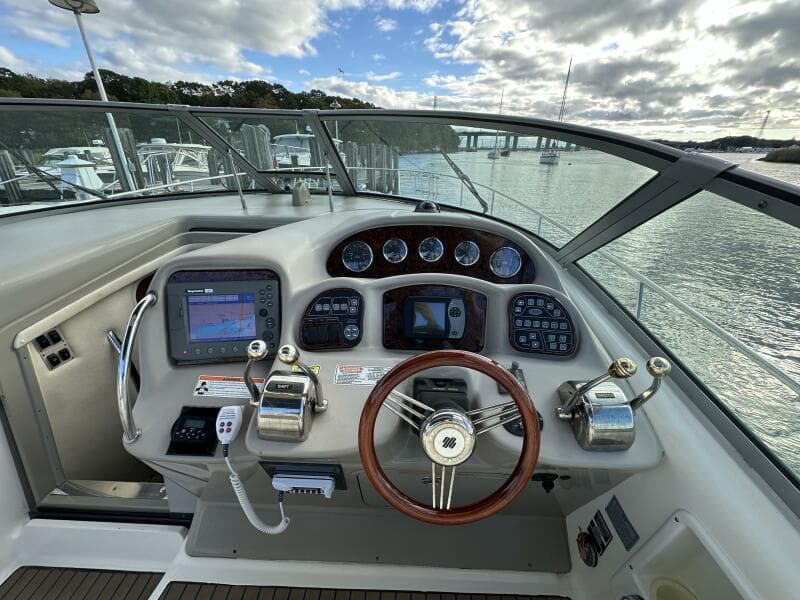 2006 Sea Ray 340 Sundancer - Photo 14