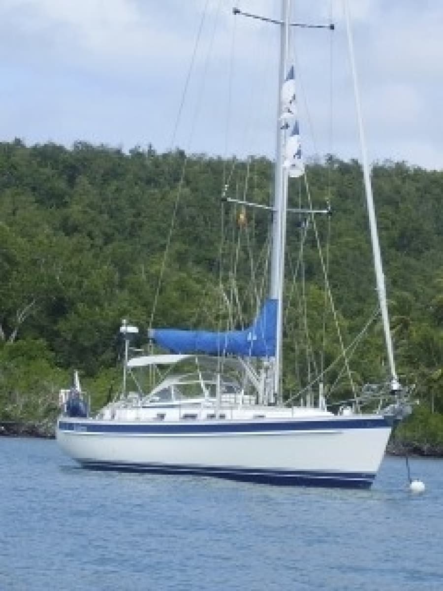 2004 Hallberg-Rassy 43 - Photo 2