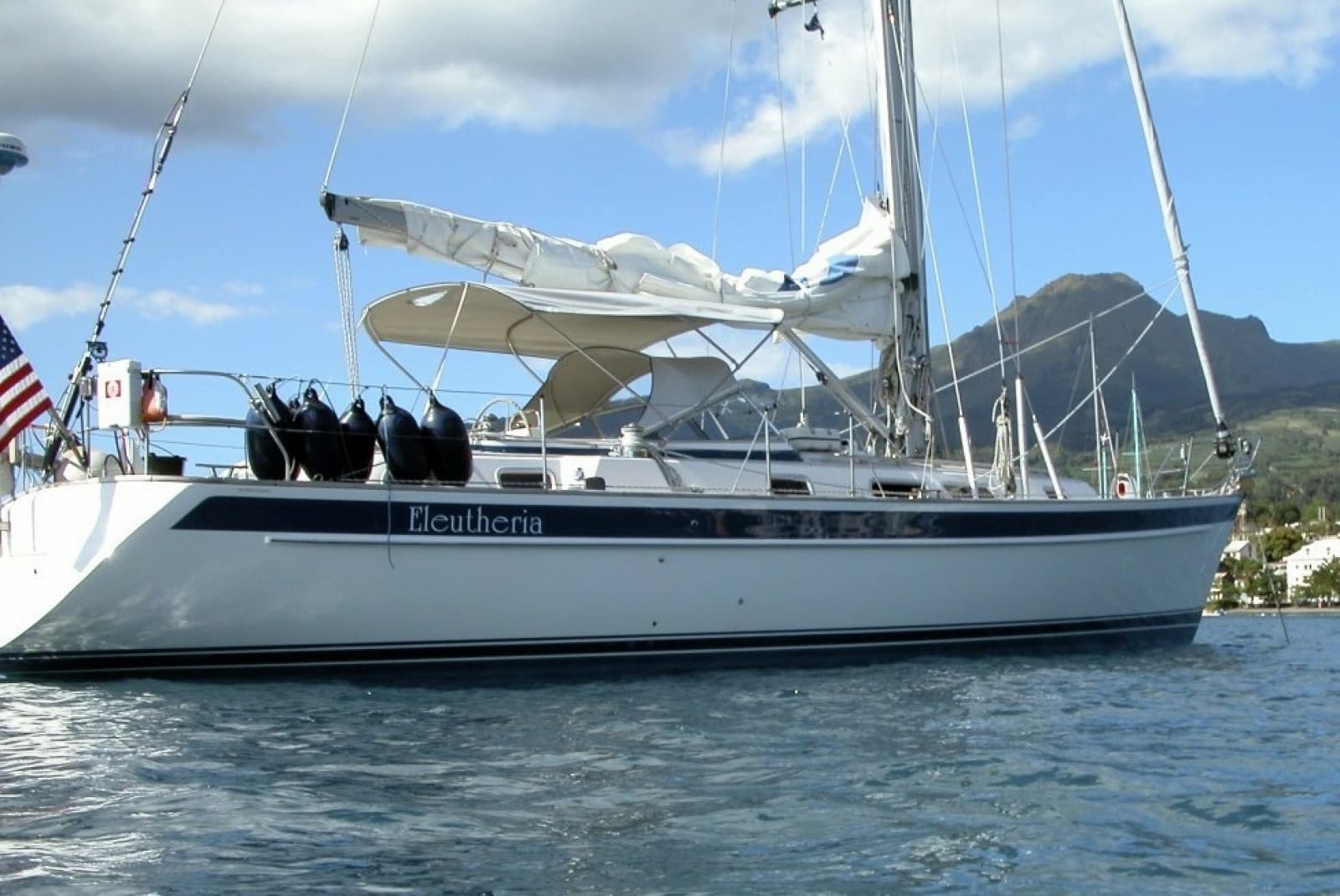 2004 Hallberg-Rassy 43 - Photo 1