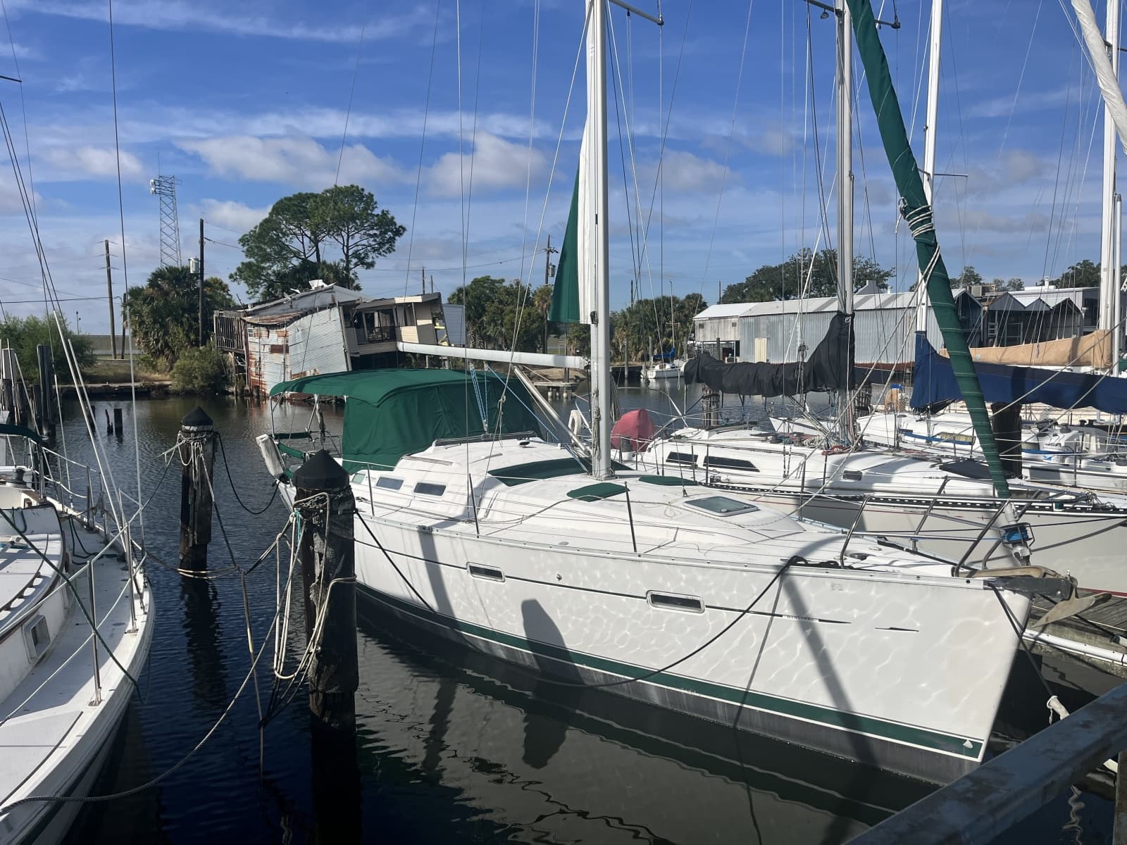 2004 Beneteau Oceanis 373 - Photo 1