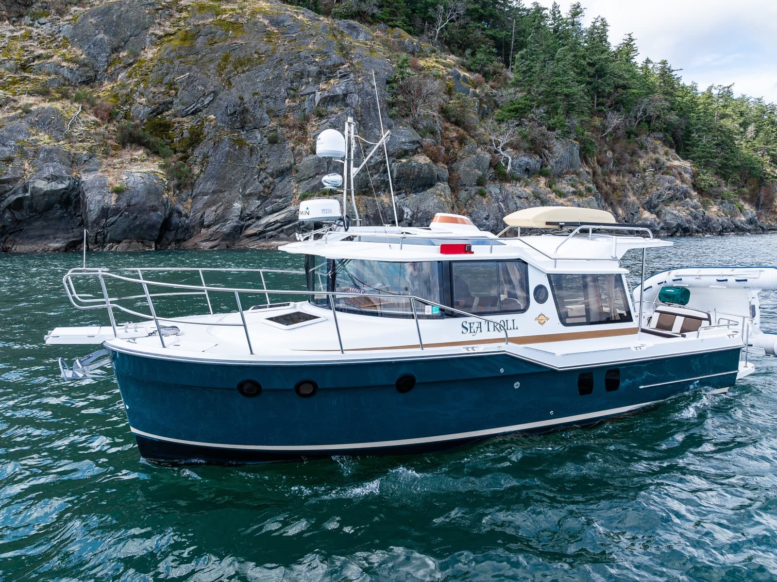 2016 Ranger Tugs R-29 S - Photo 5