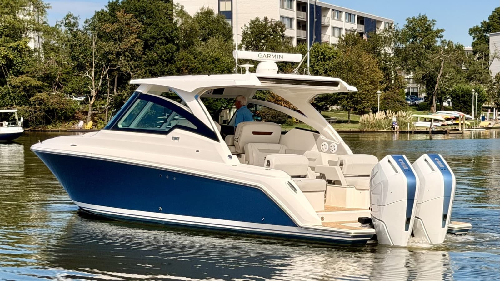 2026 Tiara Yachts 34 LX - Photo 4