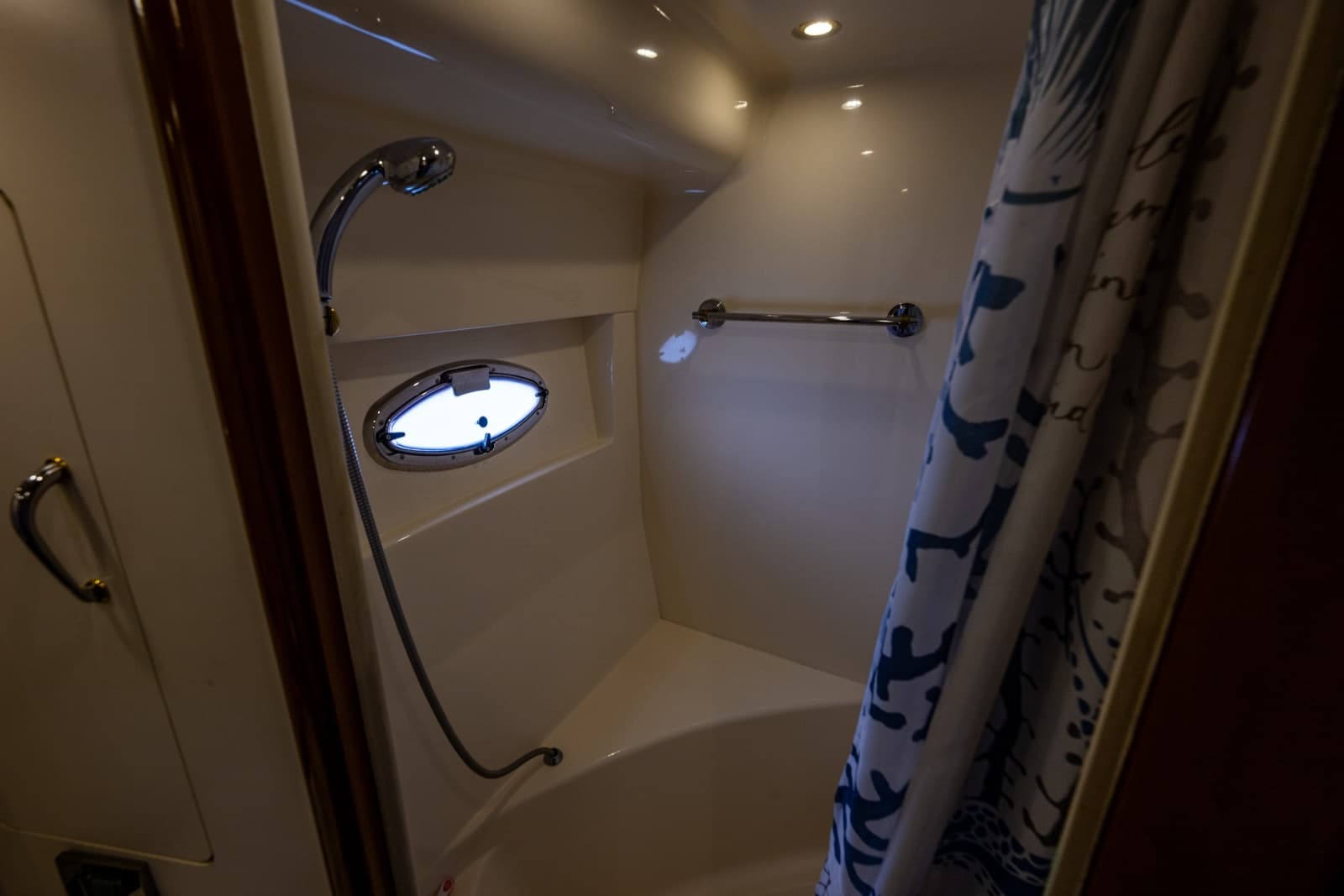 2003 Carver 530 Voyager Pilothouse - Photo 24