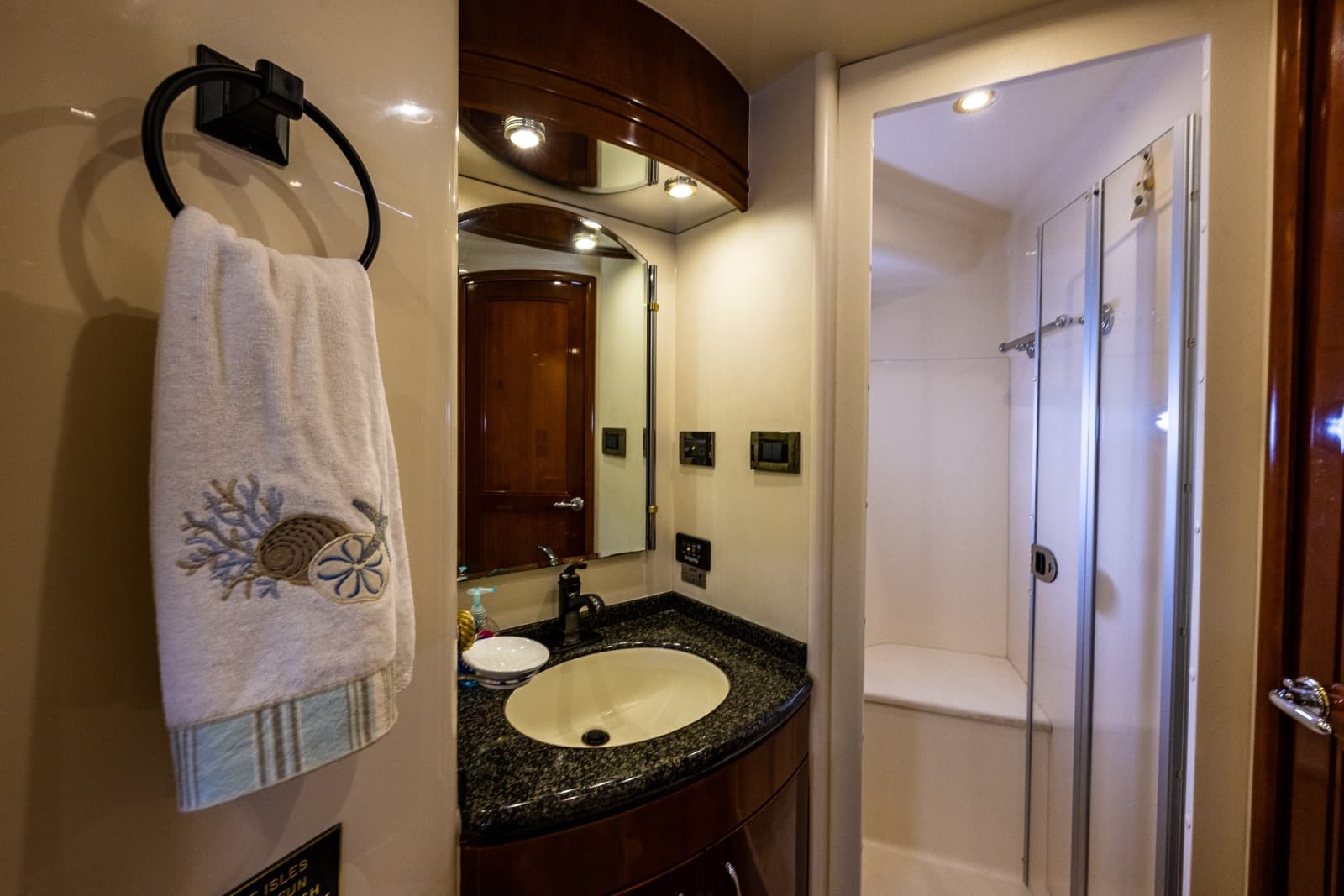 2003 Carver 530 Voyager Pilothouse - Photo 13