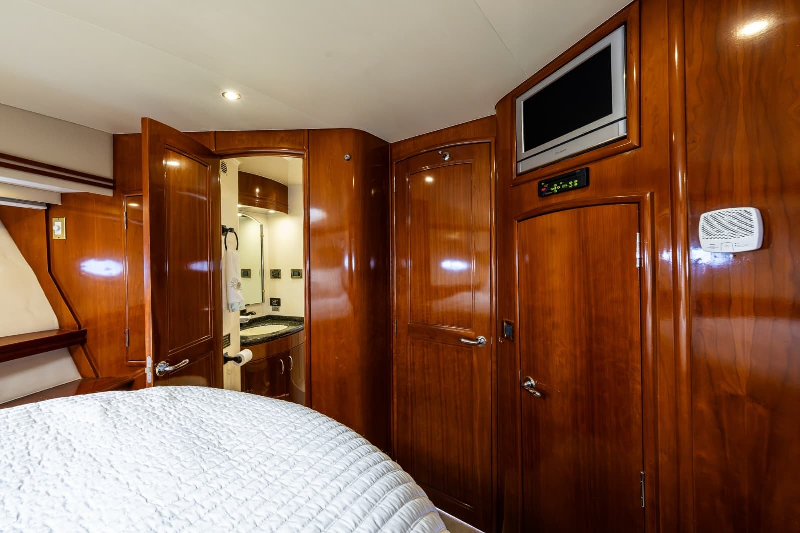 2003 Carver 530 Voyager Pilothouse - Photo 15