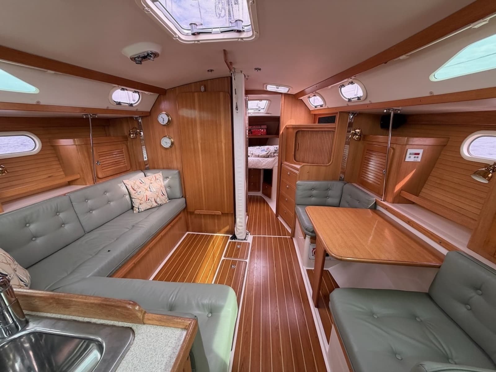 2005 Catalina 36 Mkll - Photo 30
