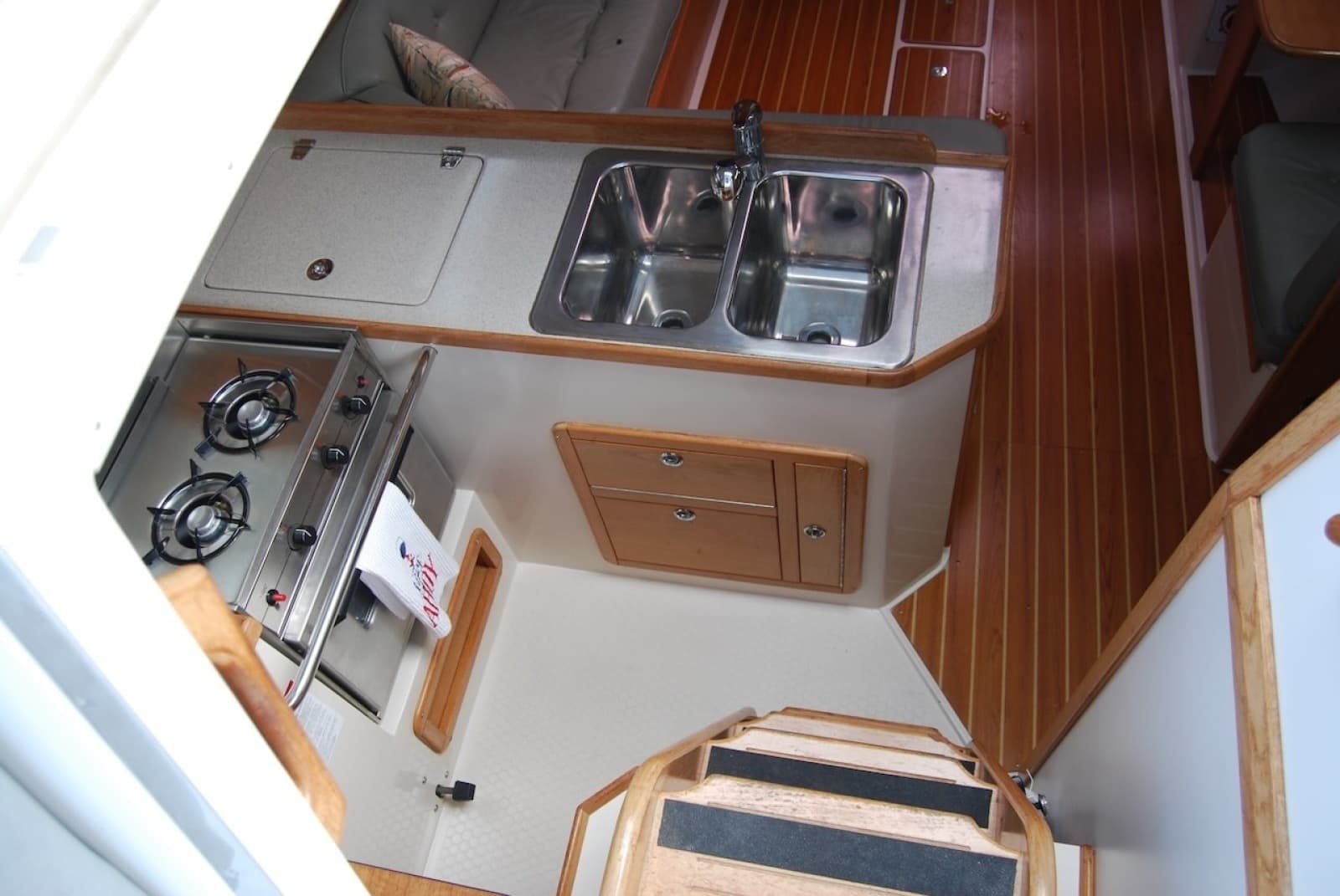 2005 Catalina 36 Mkll - Photo 16