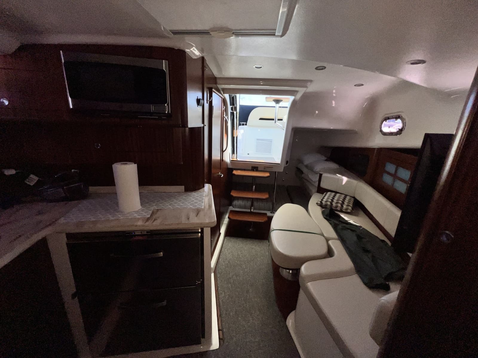 2020 Pursuit 385 Offshore - Photo 8