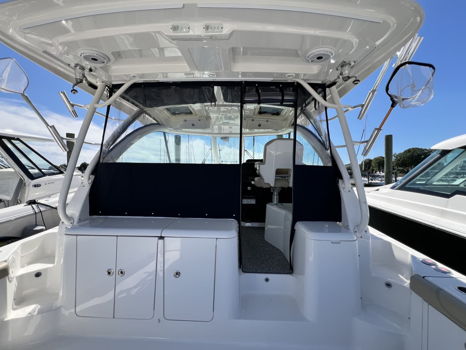 2020 Pursuit 385 Offshore - Photo 43