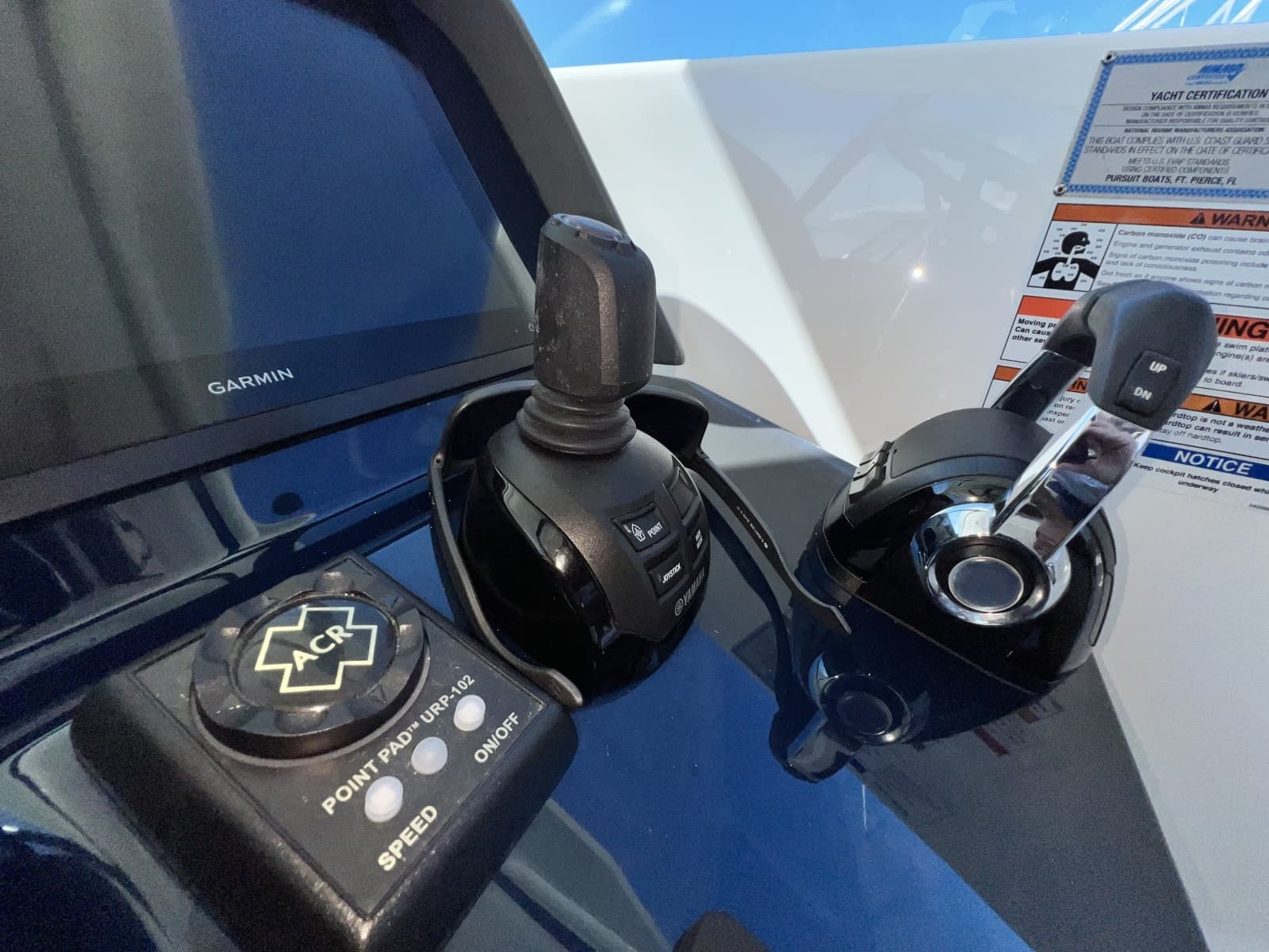 2020 Pursuit 385 Offshore - Photo 20