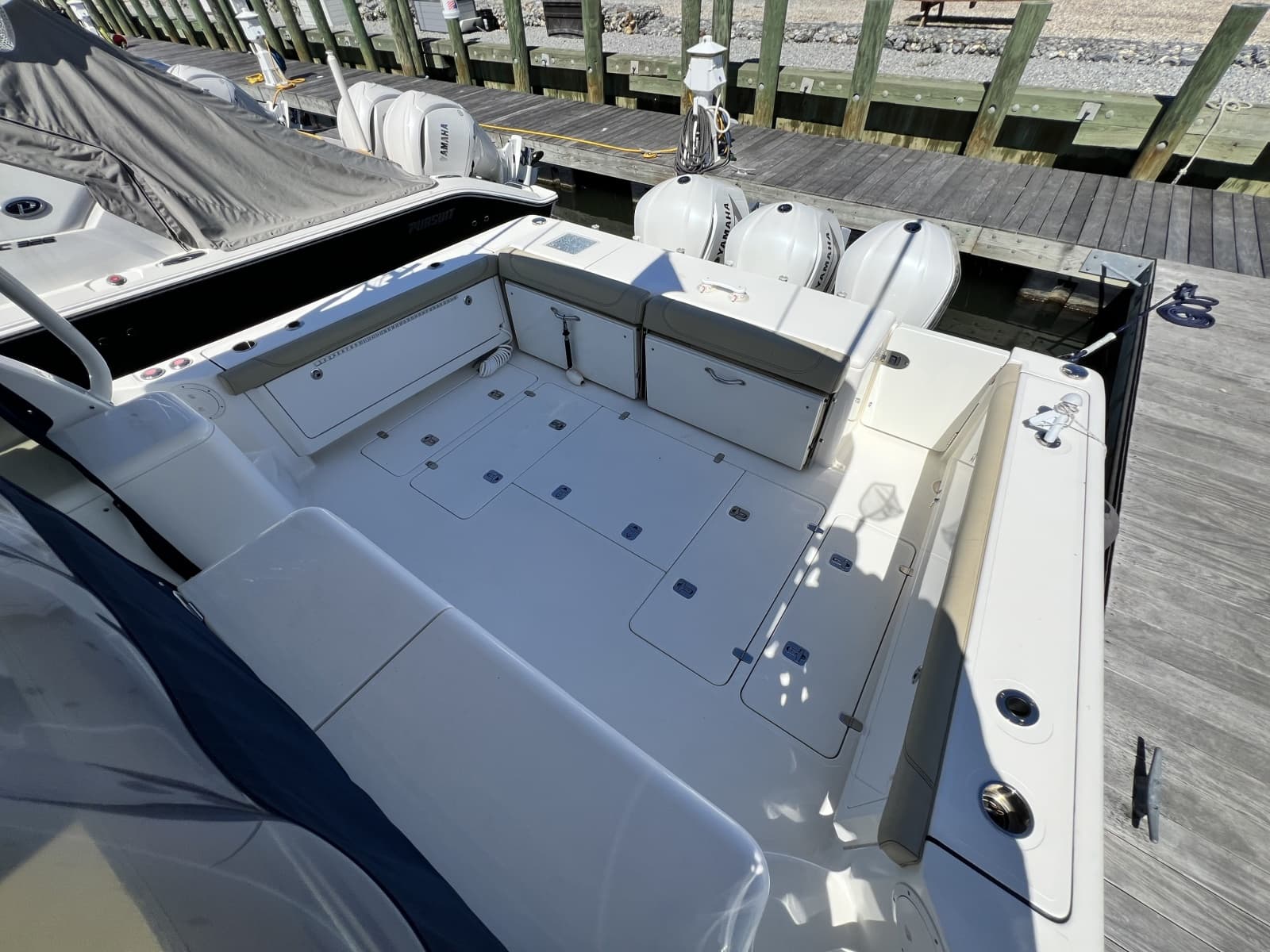 2020 Pursuit 385 Offshore - Photo 42