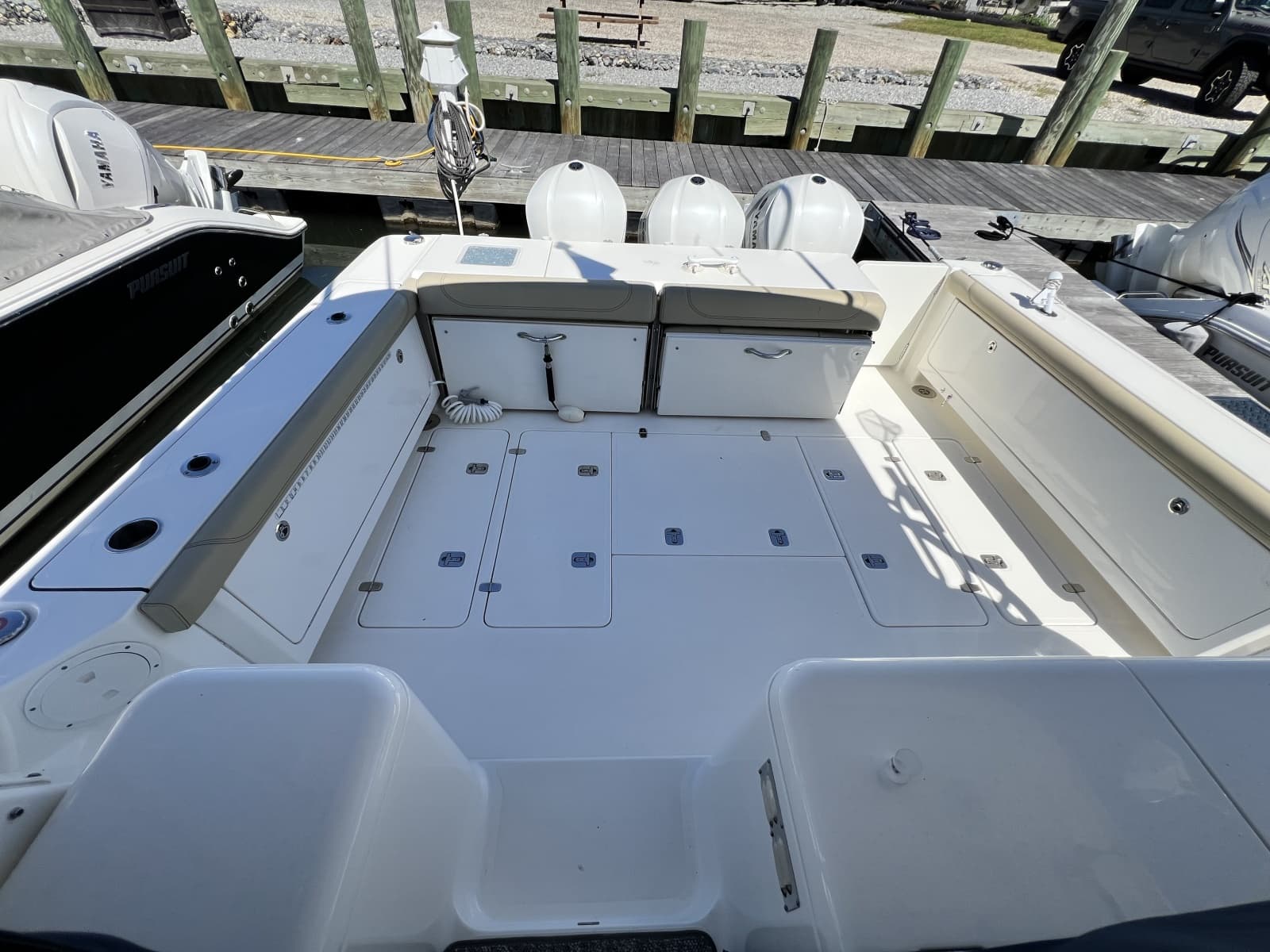 2020 Pursuit 385 Offshore - Photo 29