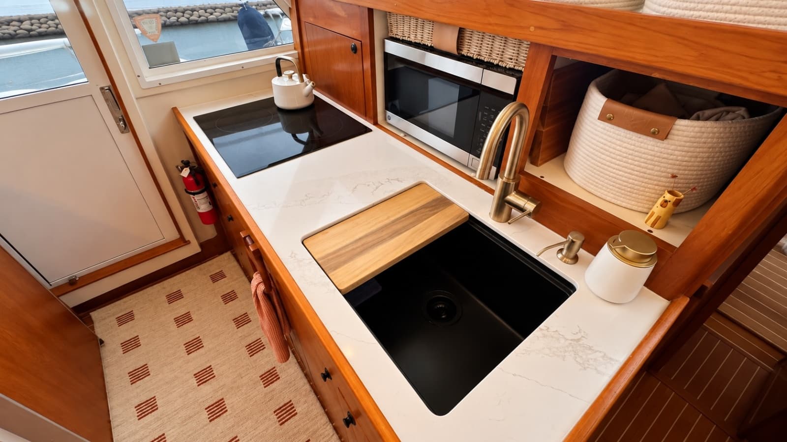 2001 Mainship 43 Trawler Aft Cabin - Photo 30