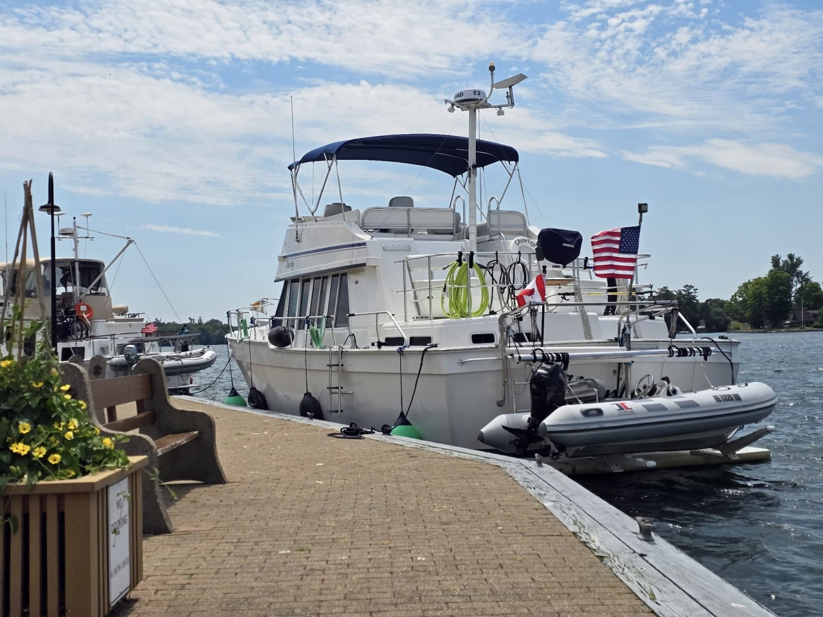 2001 Mainship 43 Trawler Aft Cabin - Photo 3