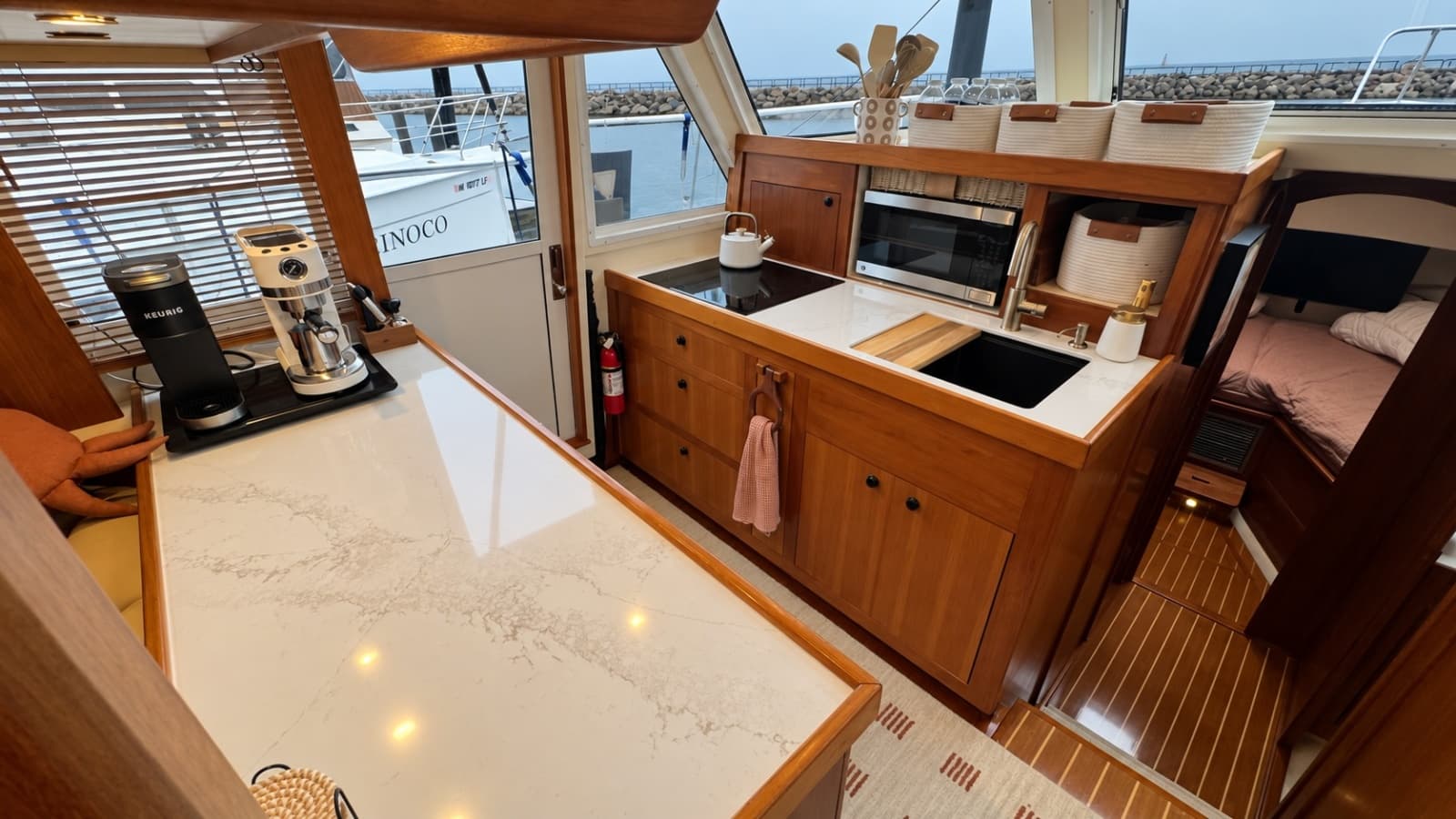 2001 Mainship 43 Trawler Aft Cabin - Photo 26