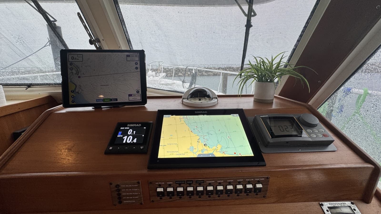 2001 Mainship 43 Trawler Aft Cabin - Photo 36