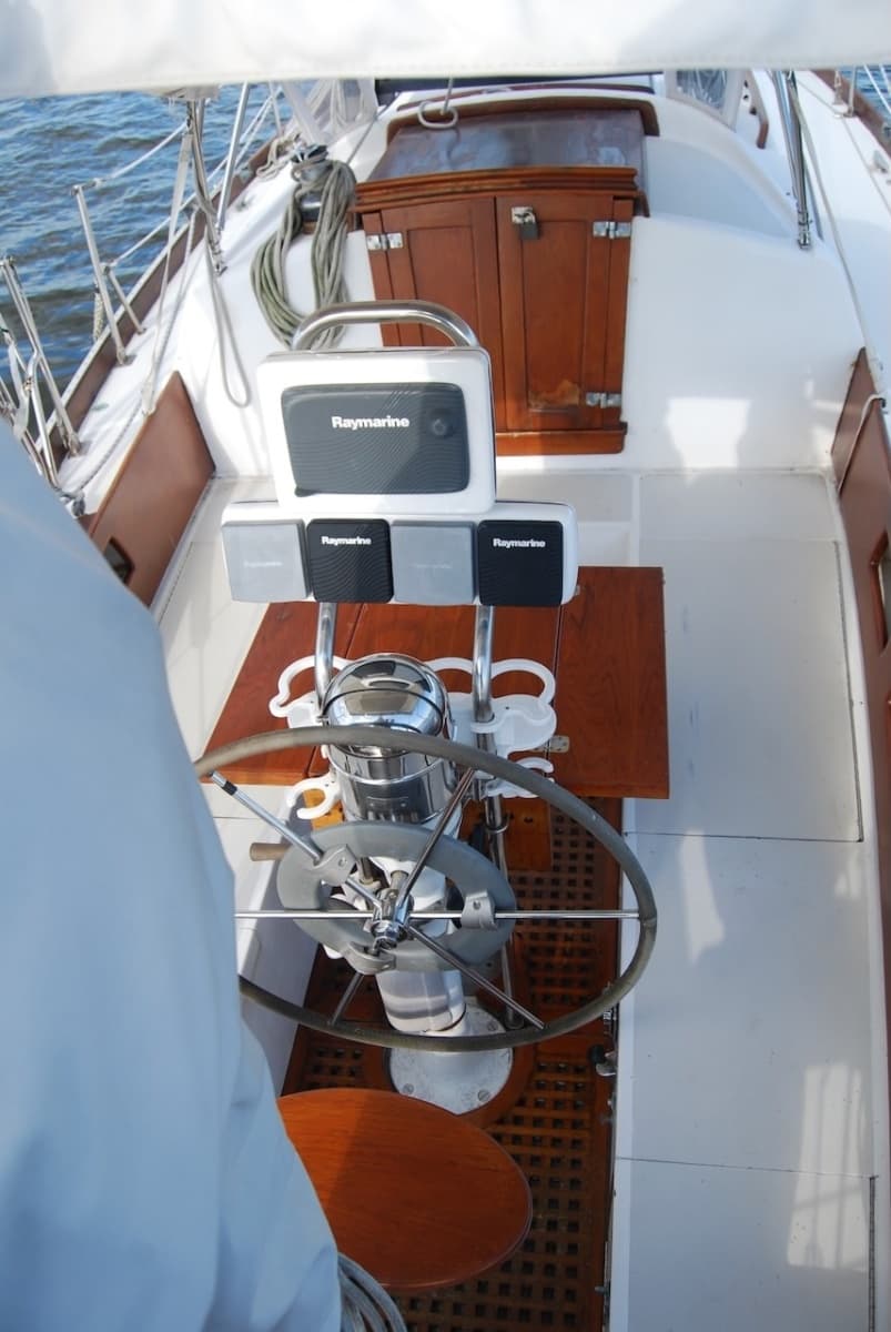 1980 Bristol 40 Yawl - Photo 18
