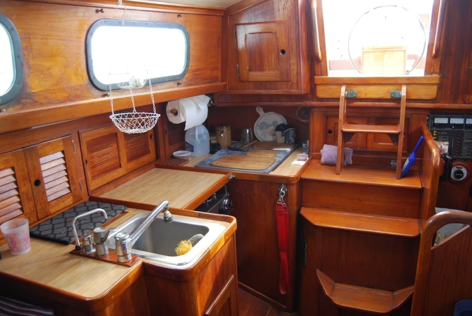 1980 Bristol 40 Yawl - Photo 35