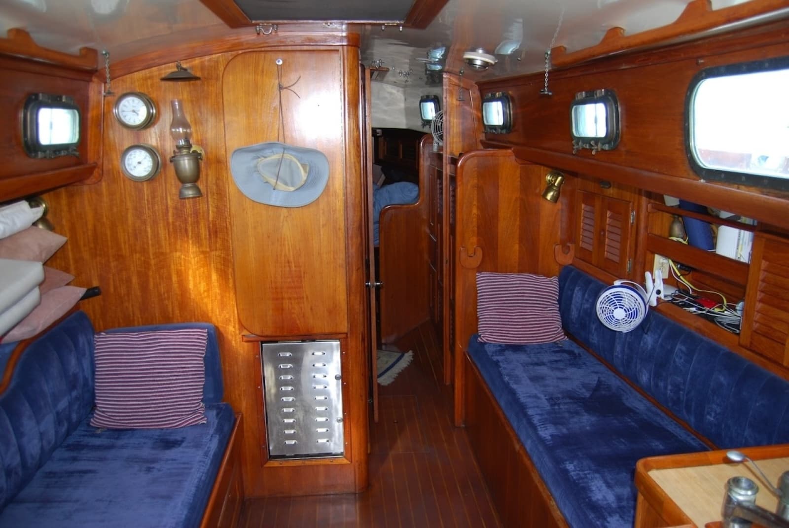 1980 Bristol 40 Yawl - Photo 40