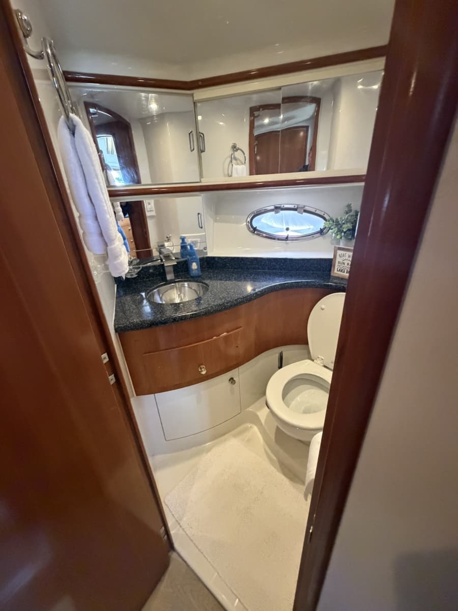 2000 Carver 396 Motor Yacht - Photo 34