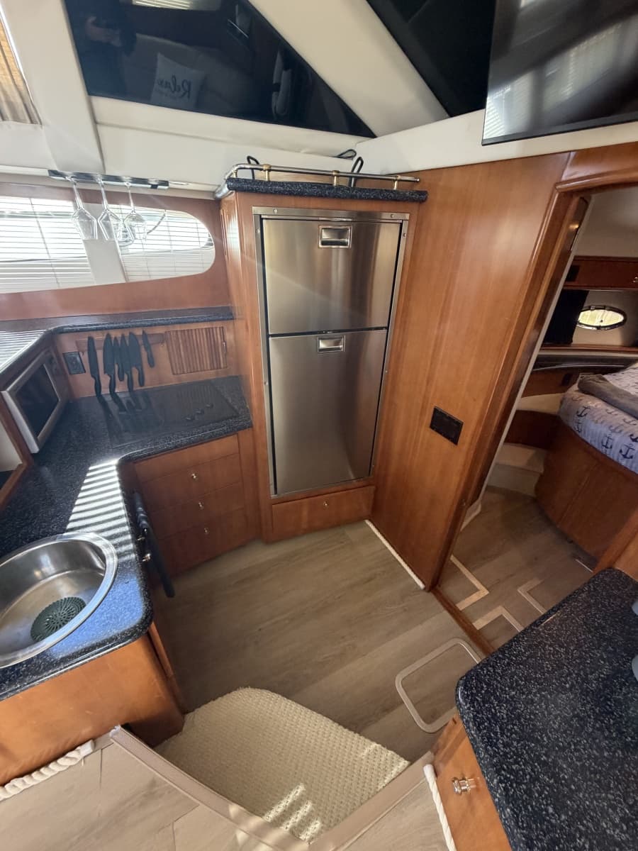 2000 Carver 396 Motor Yacht - Photo 28